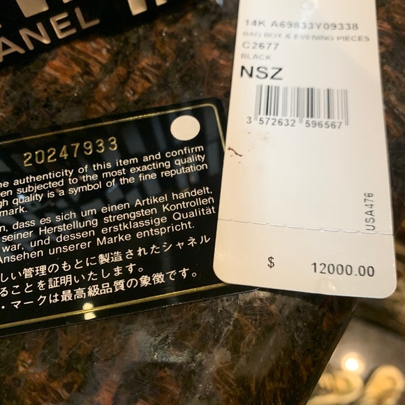 💯 authentic logo CHANEL BAG BNIB Never worn ! - Picture 2 of 2